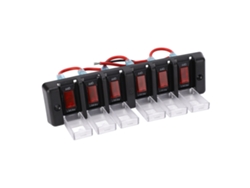 Panel de interruptores de 6 vías con precableado y protección contra sobrecargas.