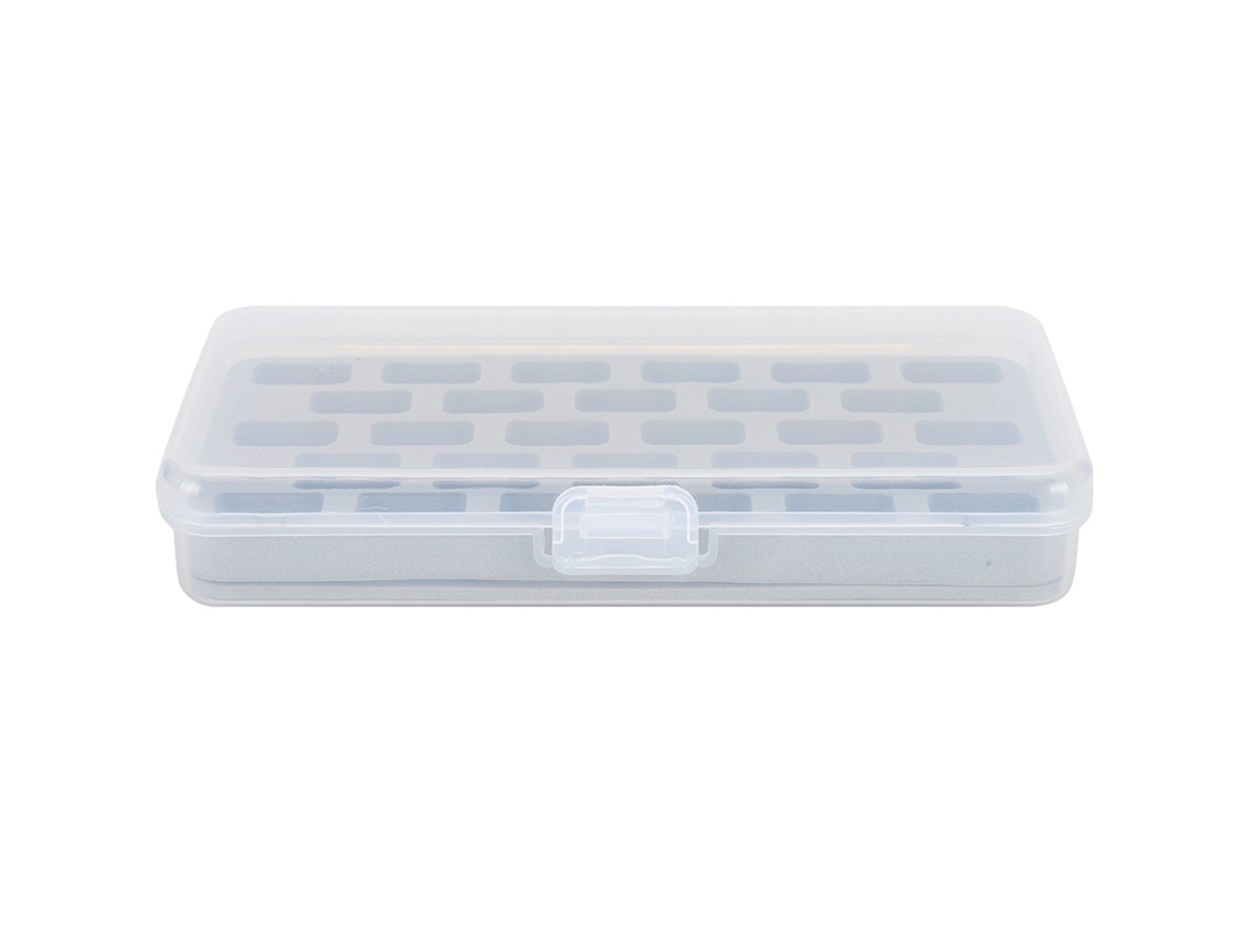 Caja con 28 compartimentos para bobinas vacías para coser.