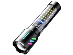 Linterna láser de alta intensidad con zoom, recargable mediante USB-C, para uso en exteriores.