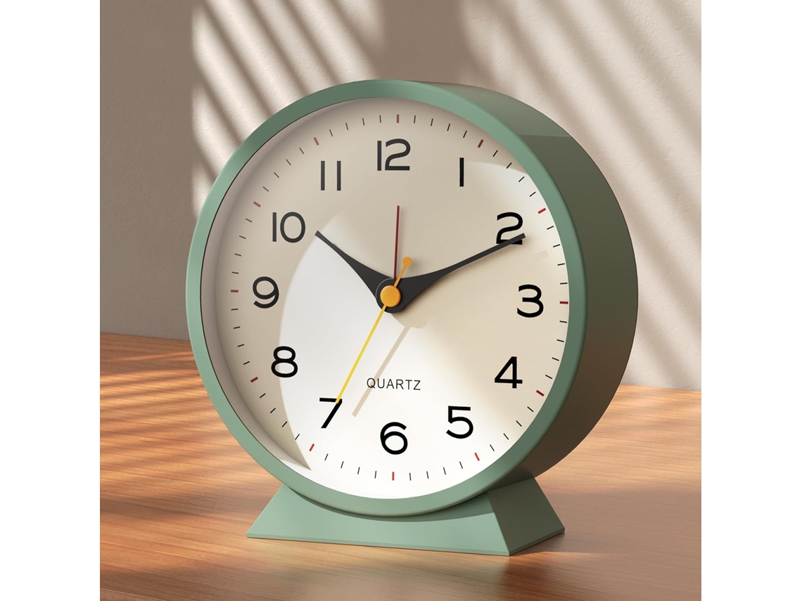 Reloj Despertador Analógico, 4,5 Pulgadas, Silencioso, Con Luz, Verde.