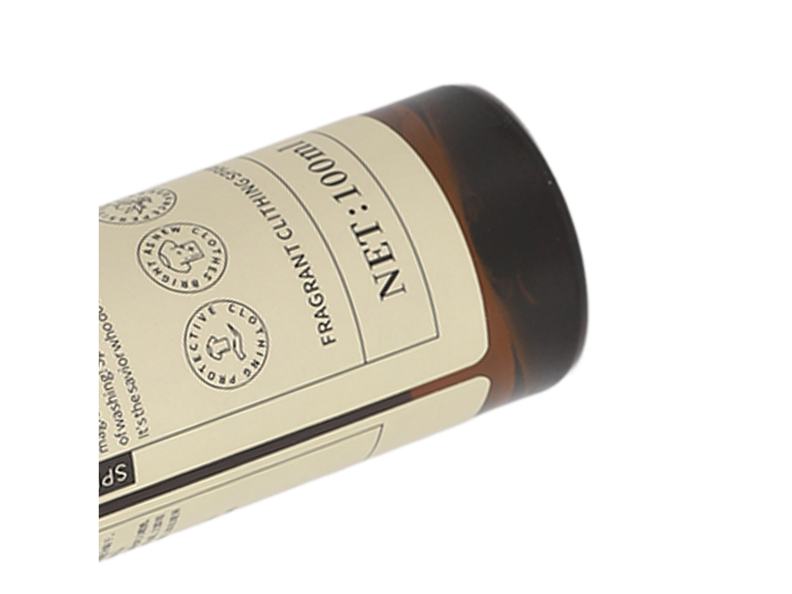 Spray perfumado para ropa, elimina olores y perfuma.