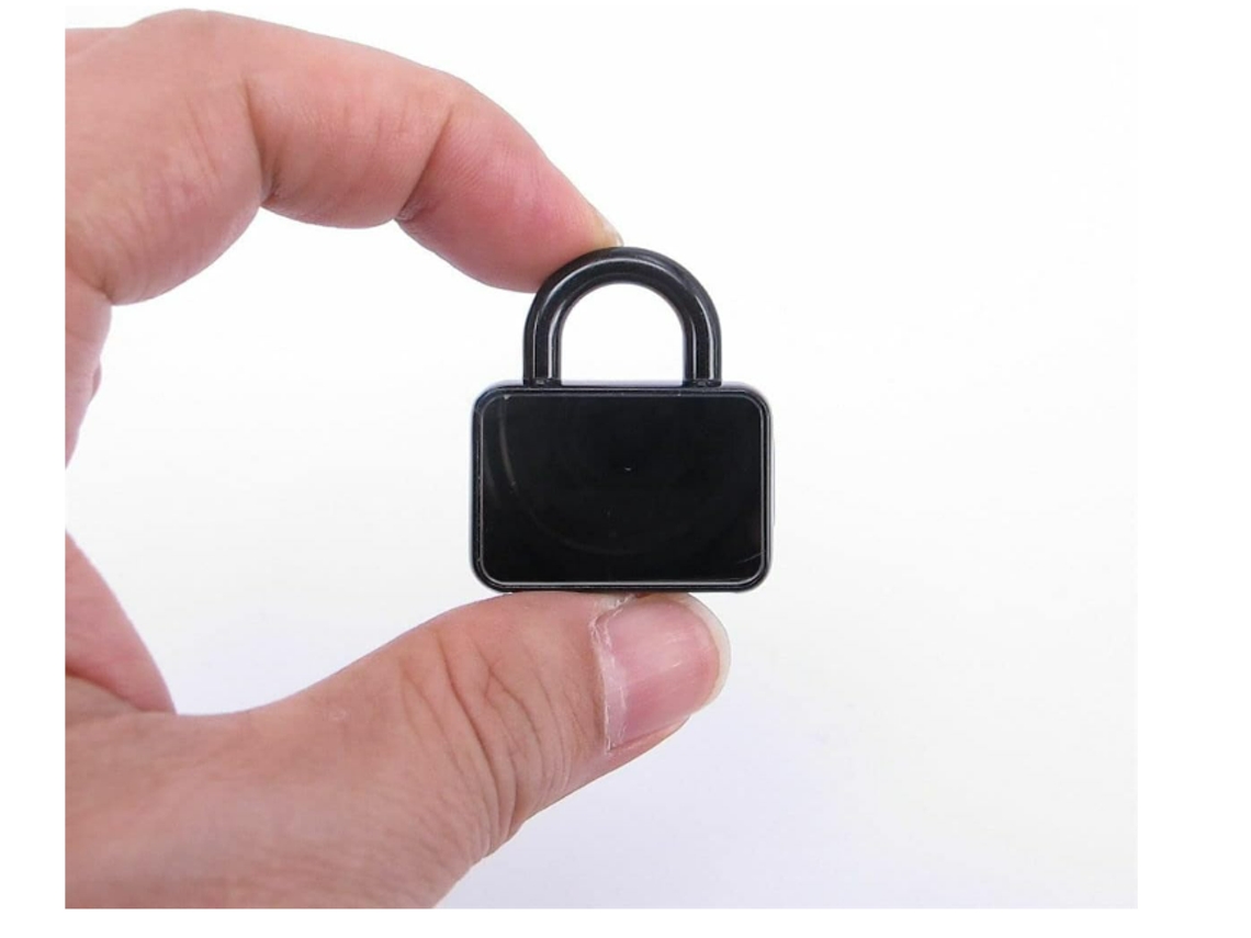 Grabadora digital de 32 GB con activación por voz, grabadora de audio espía, dictáfono pequeño, mini grabadora oculta Yizhood (negra)