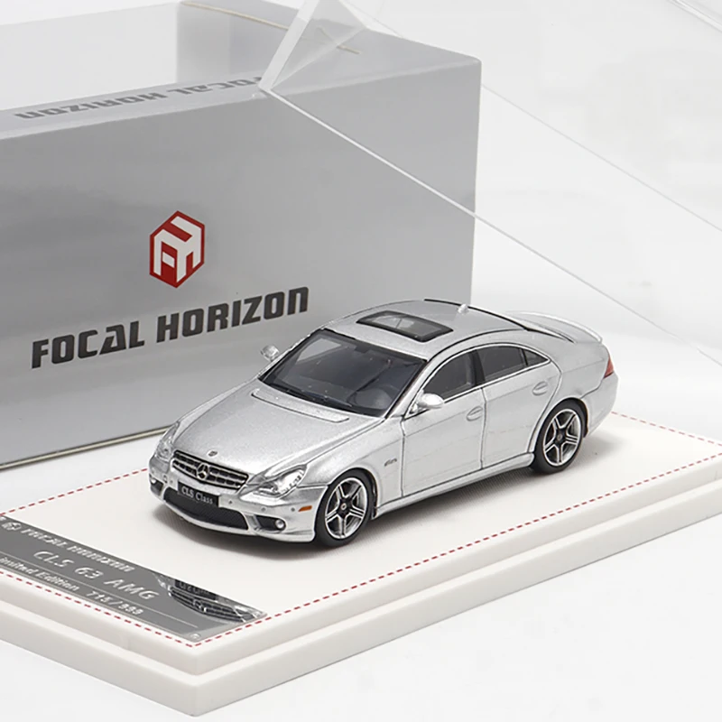 (plata) Modelo De Coche De Aleación A Escala 1:64 Y Modelo De Coche De Juguete.