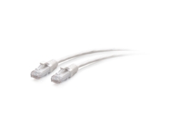 C2G Cable de conexión Ethernet delgado sin apantallar (UTP) con protección antienganche Cat6a de 4,5 m - Blanco
