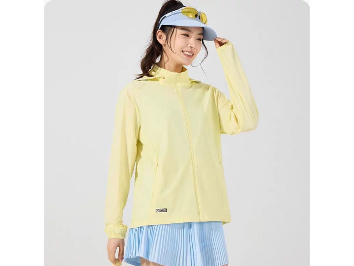 Camiseta de manga larga para mujer Yuysan con protección solar, de secado rápido, con protección UV y sombrero desmontable.