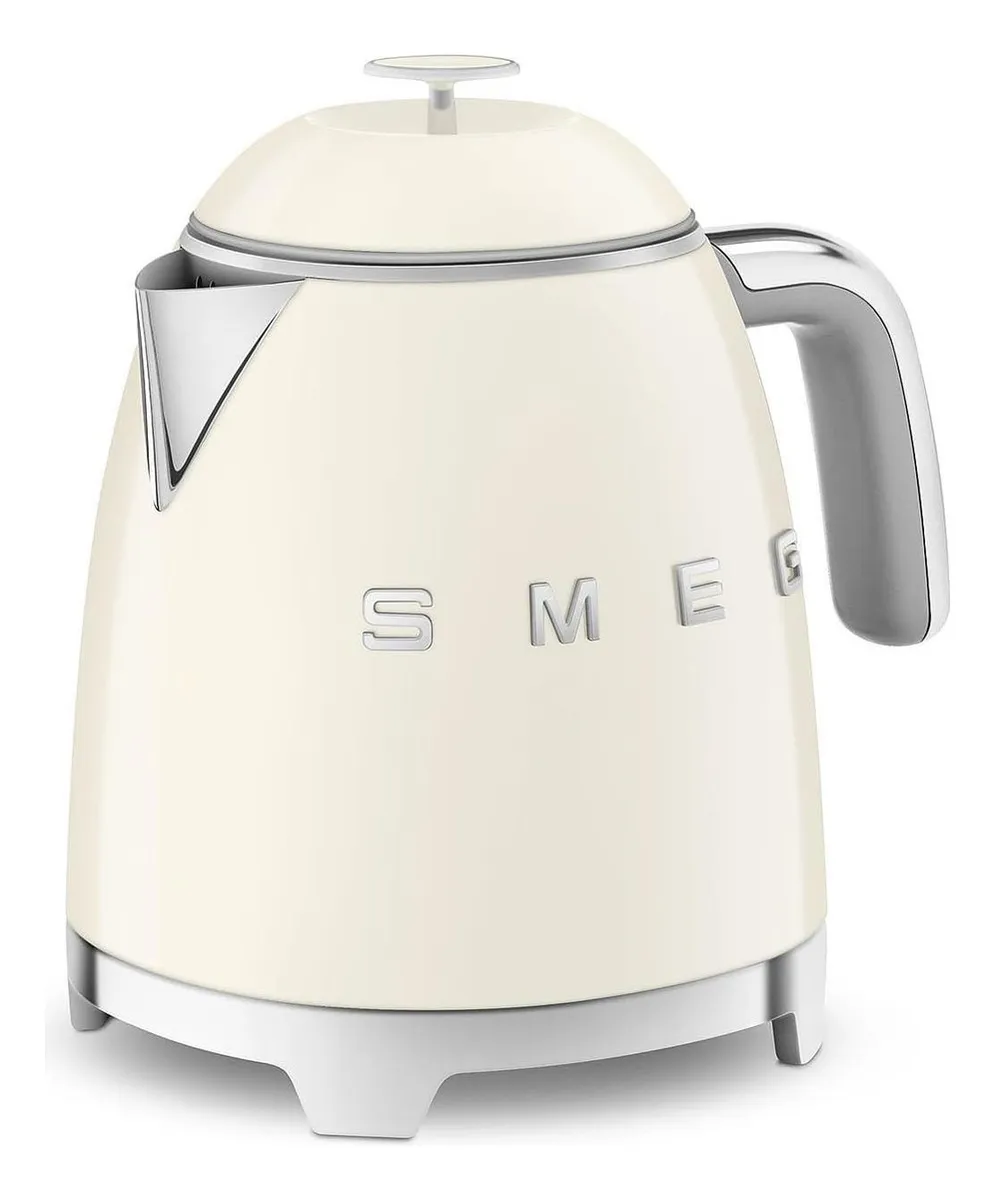 Hervidor eléctrico Smeg Mini estilo retro de los años 50 con 3 tazas