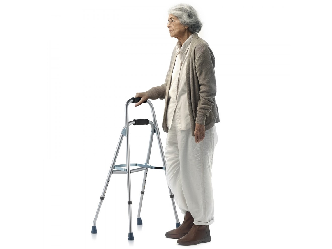 Andador articulado y plegable en aluminio ligero con altura regulable y patas antideslizantes Tekmaquinas