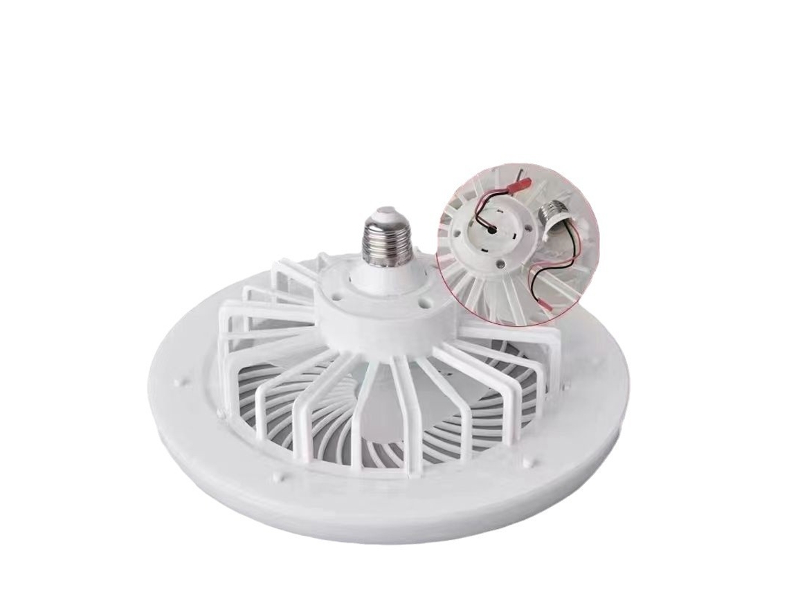 Ventilador Pequeno, Equipado Com Cabeça Universal De 260 Mm E Controle Remoto.