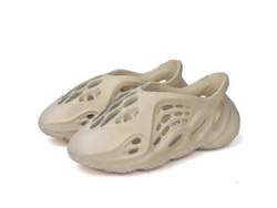 Pantuflas Modernas Y Cómodas De Espuma Para Niños Y Adultos: Ligeras, De Secado Rápido Y Antideslizantes Para Disfrutar Al Aire Libre.