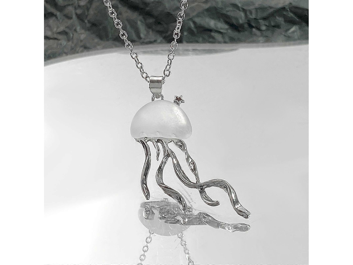 Colgante de medusa de moda, collar ligero, lujoso, cadena clavicular, moda, cuello, ajustable, elegante, cadena Rosewell