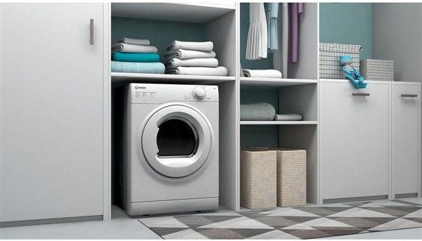 Secadora INDESIT I1 D70W SPT (7 kg - Evacuación - Blanco)