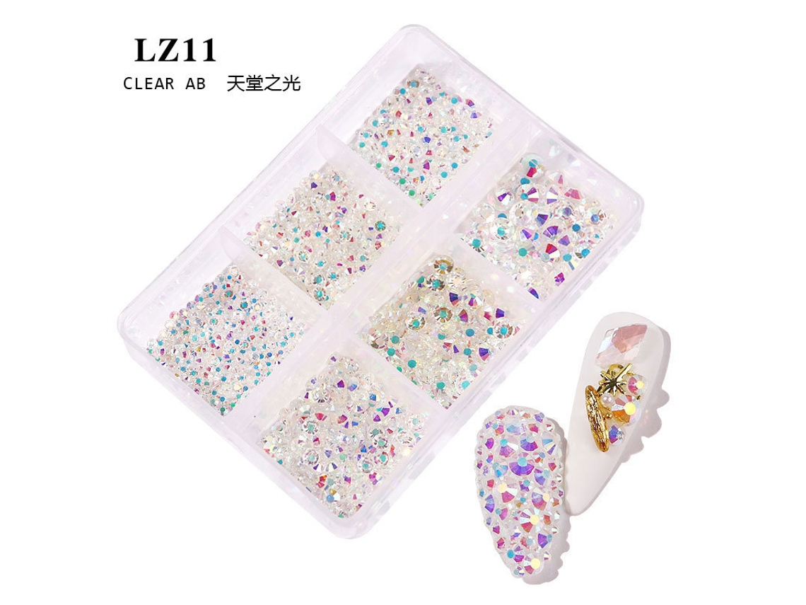 Kit de accesorios para decoración de uñas con diamantes de imitación de base plana (3 cajas) Caja con 6 compartimentos para diamantes de imitación, 11 Heaven's Light