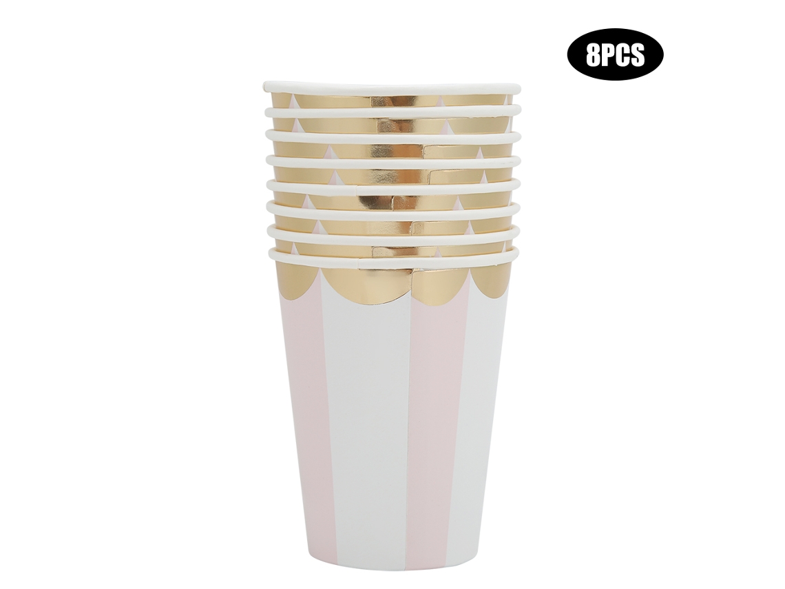 Juego de platos y vasos desechables con estampado dorado para vajilla de fiesta y eventos.