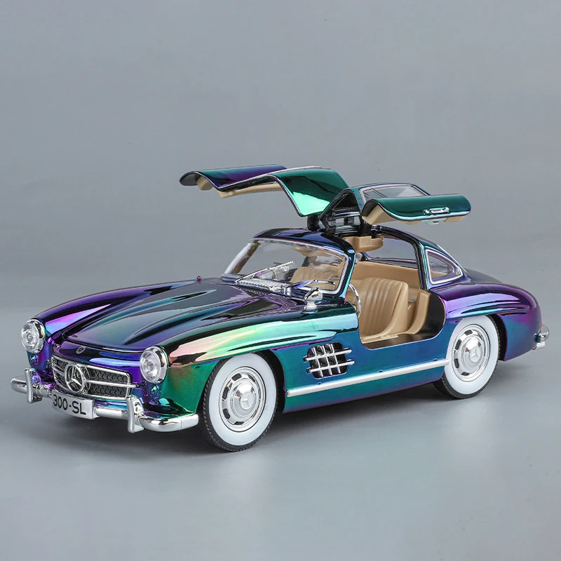 (roxo) Miniatura De Carro Em Escala 1:24, Feita De Metal Fundido, Com Efeitos De Som E Luz.