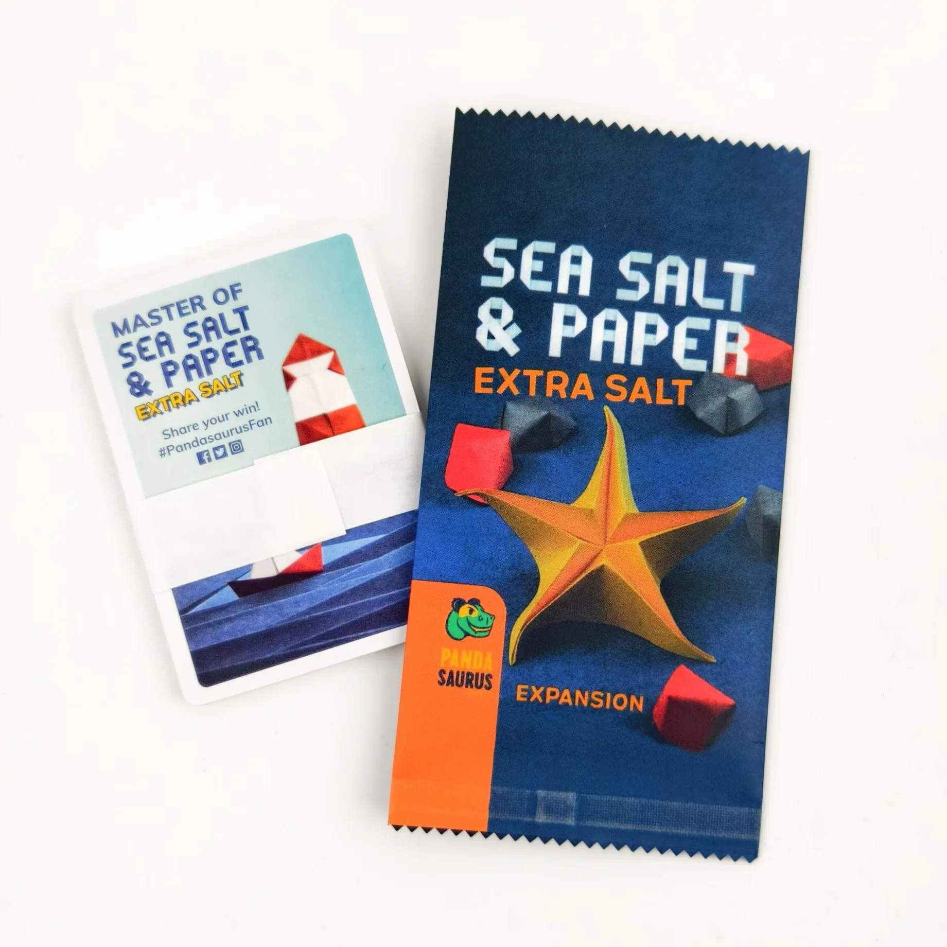 (sal Extra) Sal Marina Y Papel, Juego De Cartas, A Partir De 8 Años, De 2 A 4 Jugadores. Duración: 30 Minutos. Versión En Inglés.