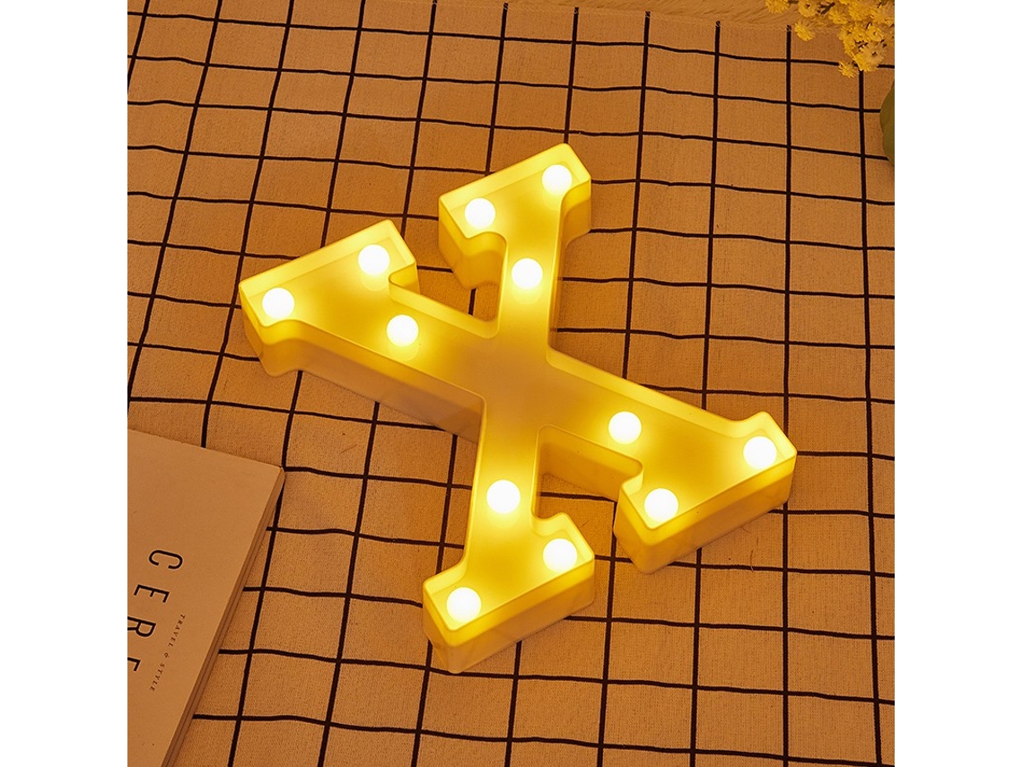 Letra LED X Iluminada con Luz Blanca Cálida, Altura 22cm, Funcionamiento a Pilas 2*AA