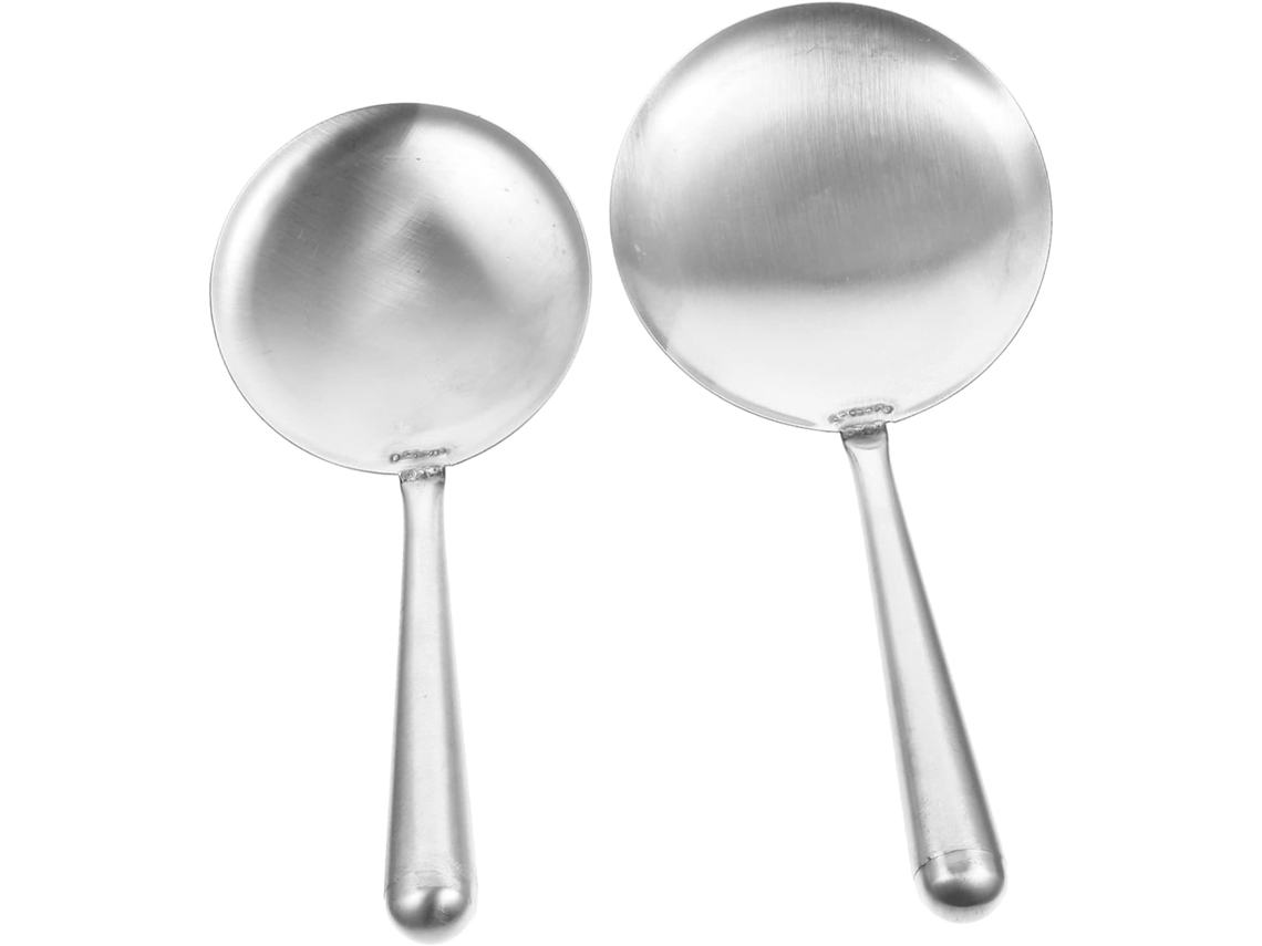 Cucharón De Cocina. El Mango Es Ergonómico Y Fácil De Usar, Ofreciendo Gran Comodidad Para Su Vida Diaria.