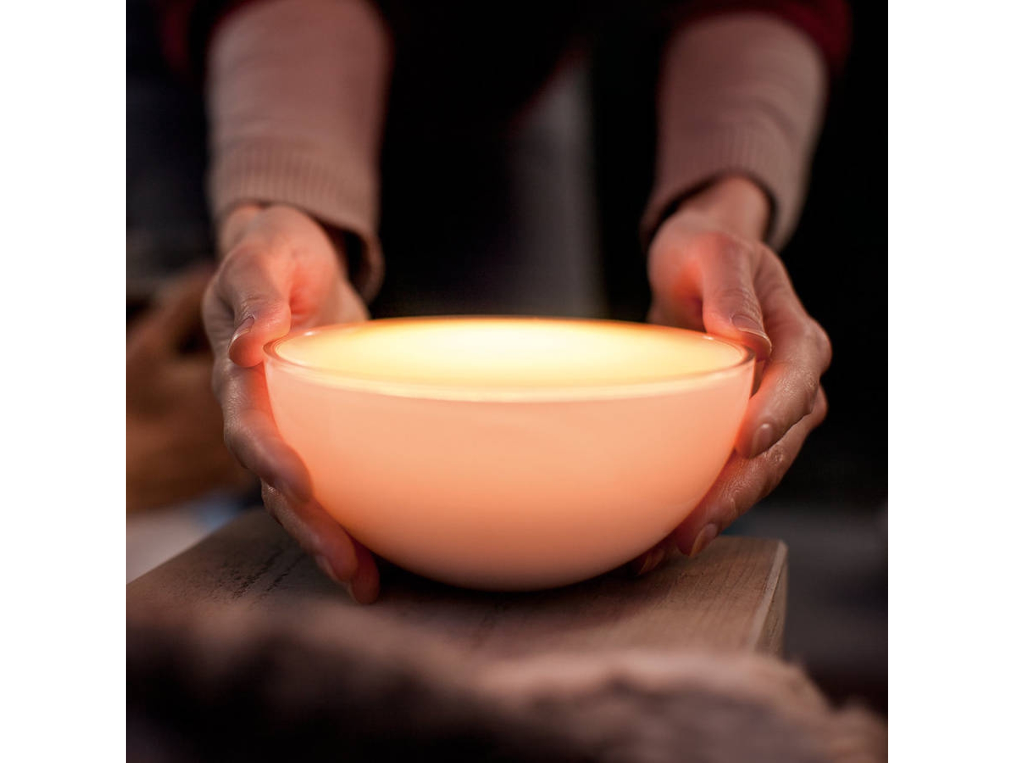 inteligente portátil Bluetooth PHILIPS HUE Go (Luz Blanca y color)
