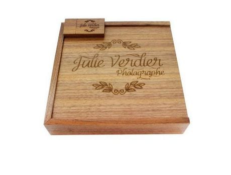 Caja de madera para FotograFía Pen Drive grabado logotipo personalizable