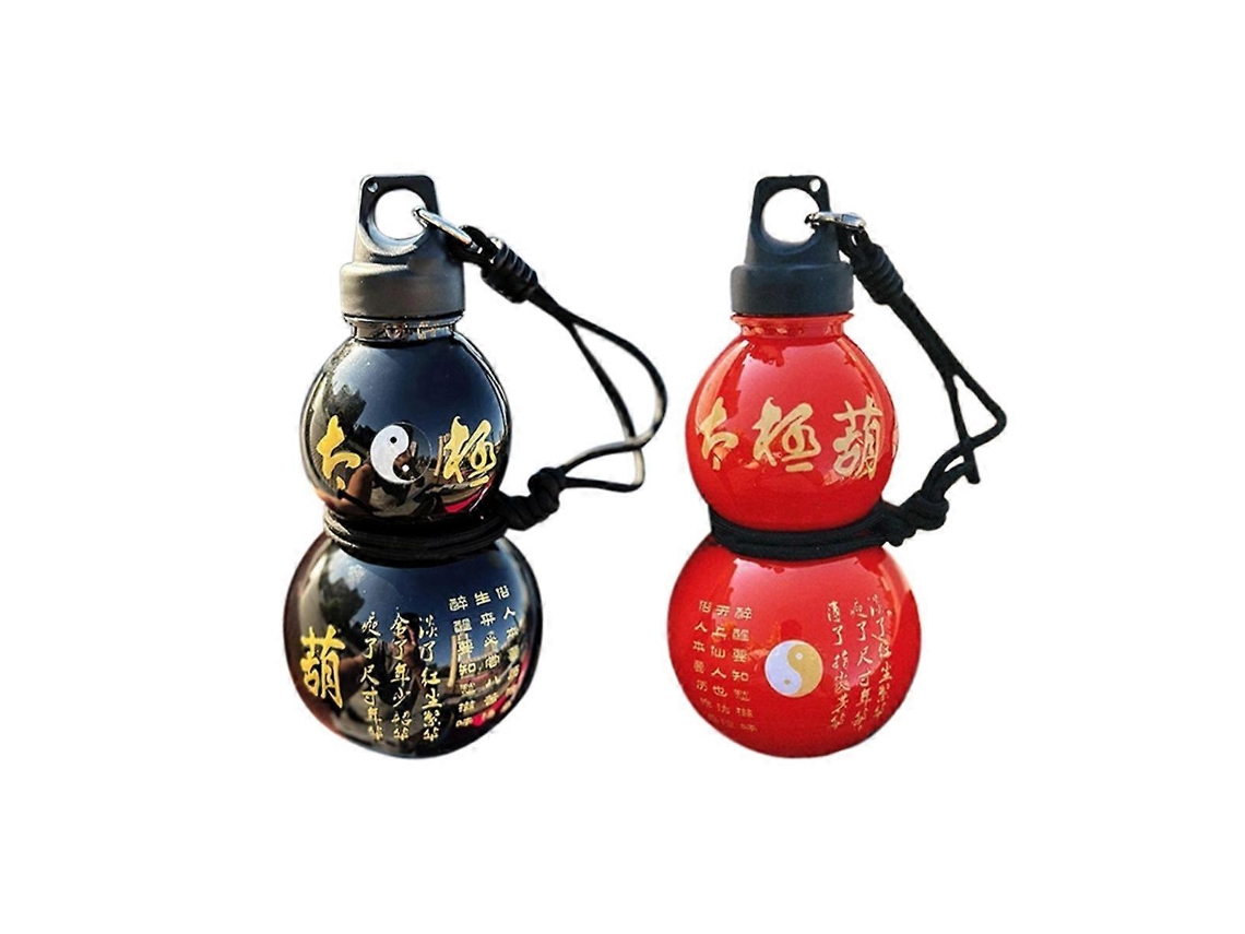 Botella Deportiva De Agua Con Pito De Calabaza, Calabazas Y Vaso De Agua. Rosewell