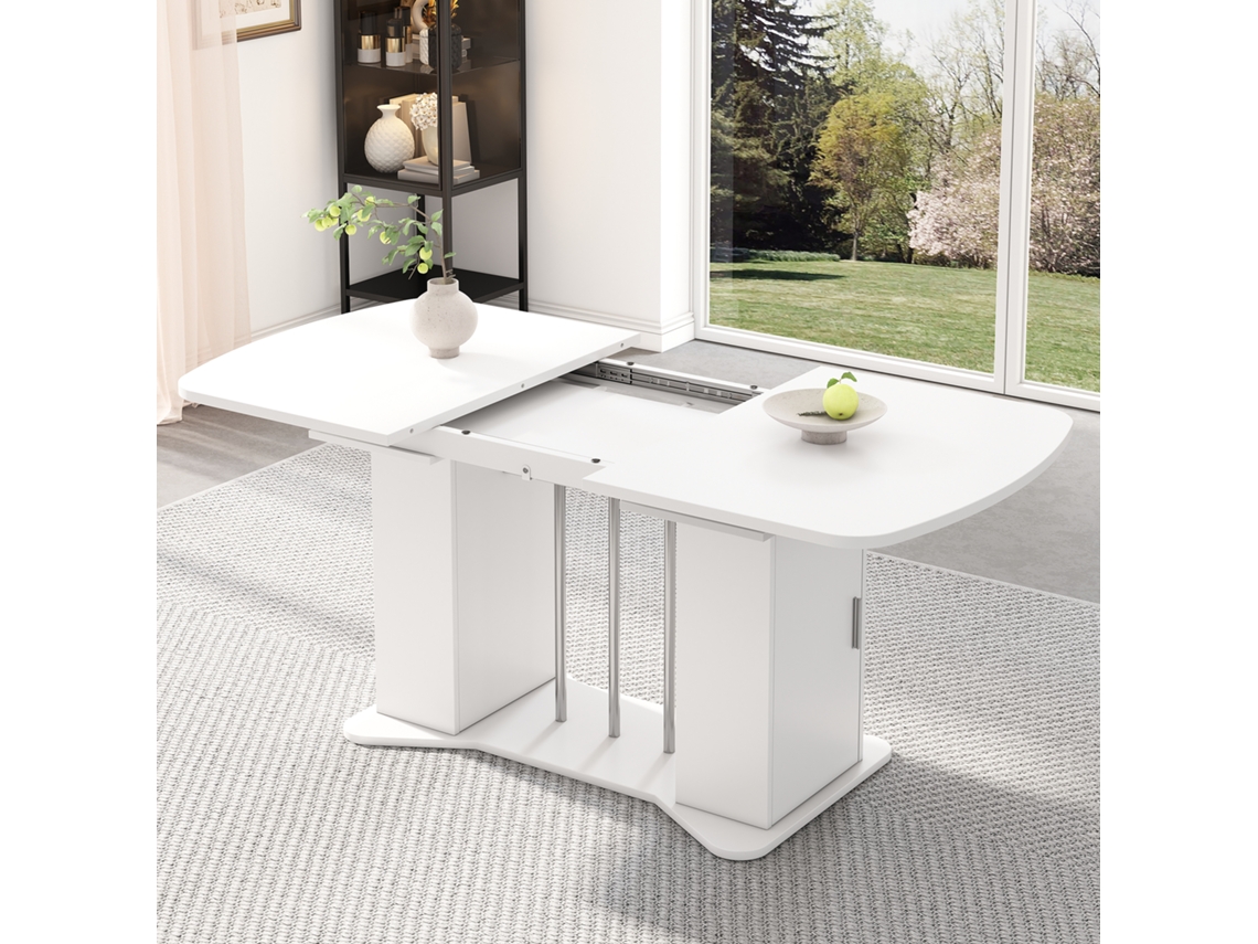 Mesa de comedor extensible de 120-160 cm con patas de metal plateado.