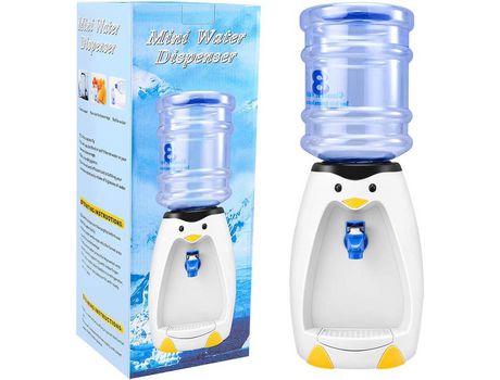 1 bebedero con forma de pingüino