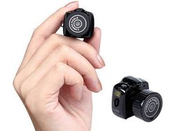 Mini cámara oculta ultraligera HD Mini cámara oculta portátil para exteriores para el hogarNegro YIZHOOD