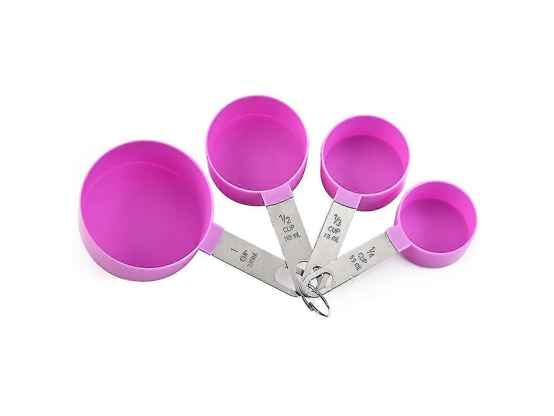 Vasos medidores apilables de acero inoxidable con asas para ingredientes secos y líquidos.