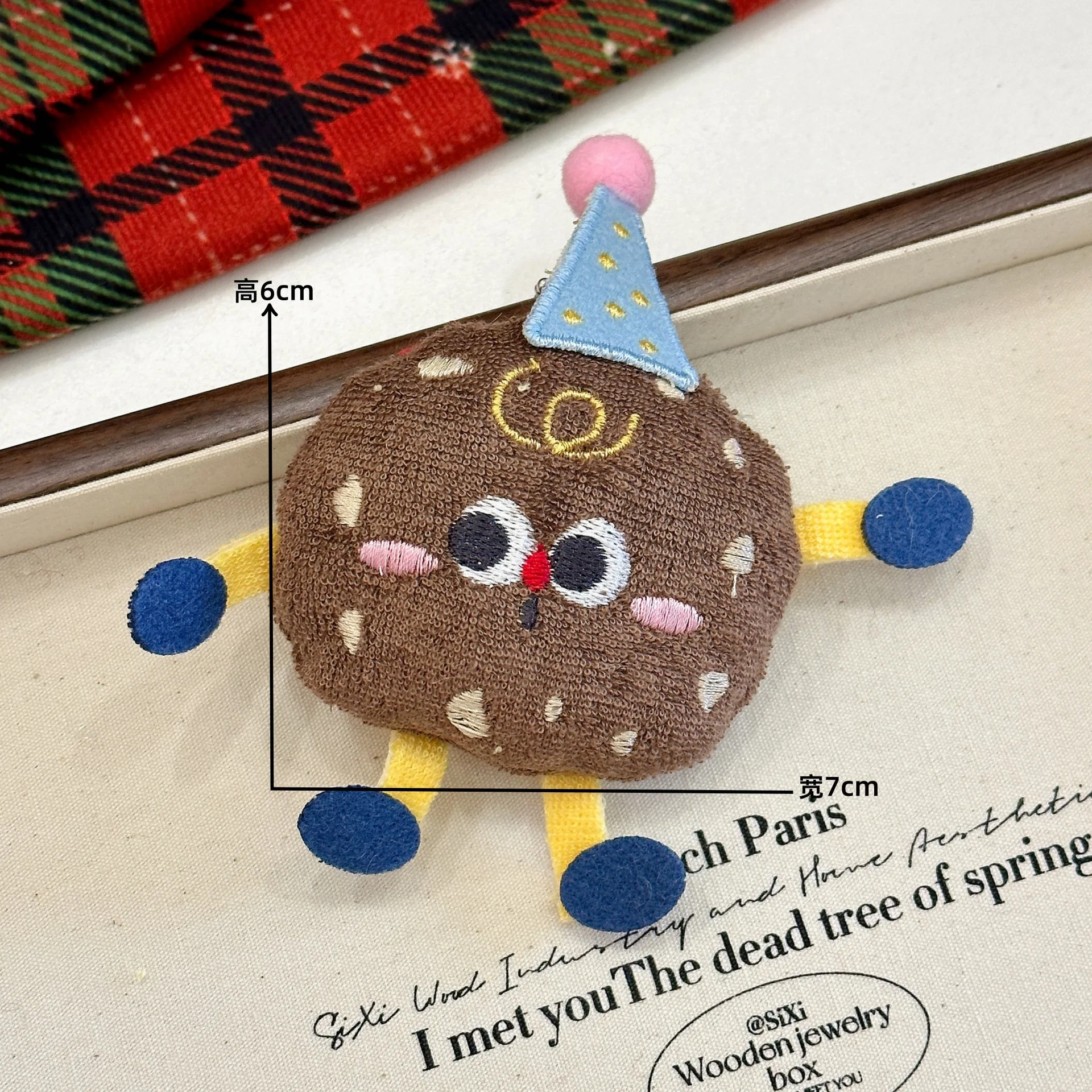 (Estilo 2) Lindo llavero de peluche con forma de galleta, tostada y donut, con relleno suave y formas de comida.