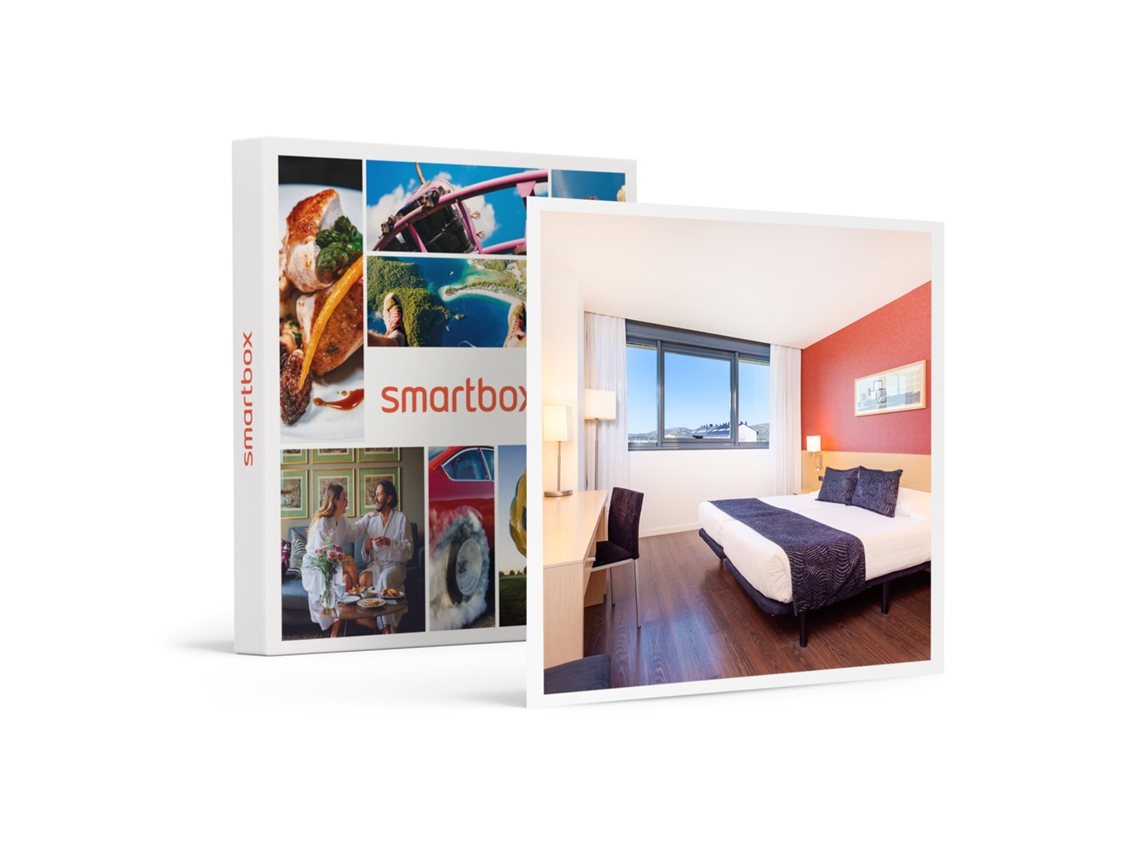 Caja Regalo SMARTBOX Mar y montaña: 1 noche con desayuno y consumición en la terraza en el Hotel Luz Castellón 4*