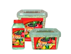 Fertilizante FERTOP para árvores frutíferas e arbustos 2 kg
