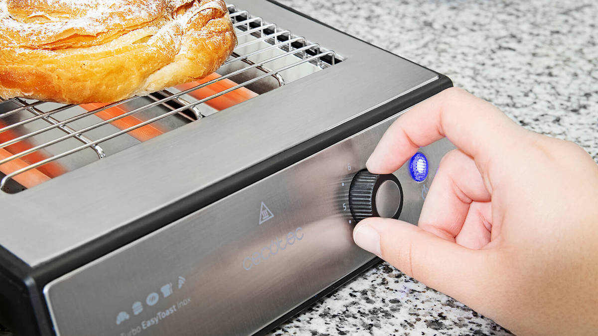 Tostadora CECOTEC Easy Toast Inox