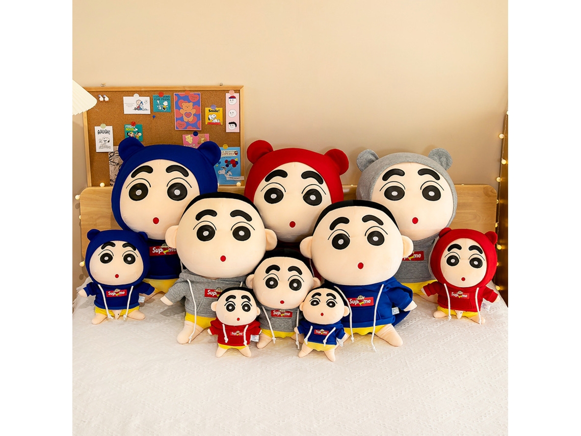 Peluche Shin Chan de 26cm con capucha y gran máquina de garras que transforma al personaje.