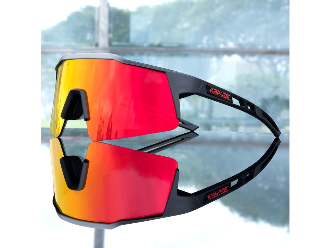 Gafas de ciclismo con lentes de polímero negro y protección UV400, montura TR 90 MDUG (figura 8).