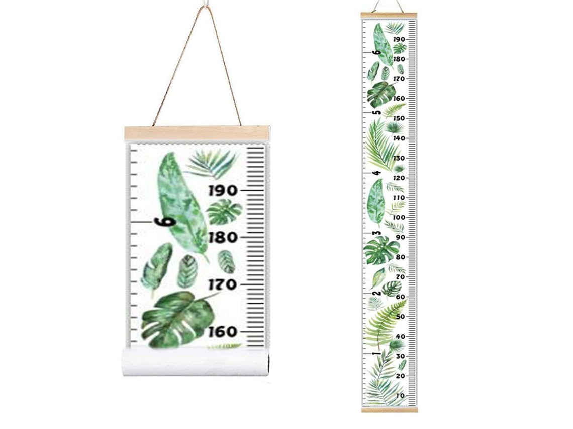 Tabla De Crecimiento Infantil De Color Verde Pino Con Dos Escalas Para Medir La Altura.