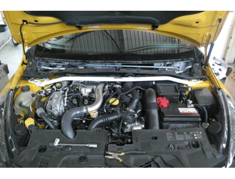 Barra Estabilizadora ULTRA RACING para RENAULT CLIO RS MK4 13+