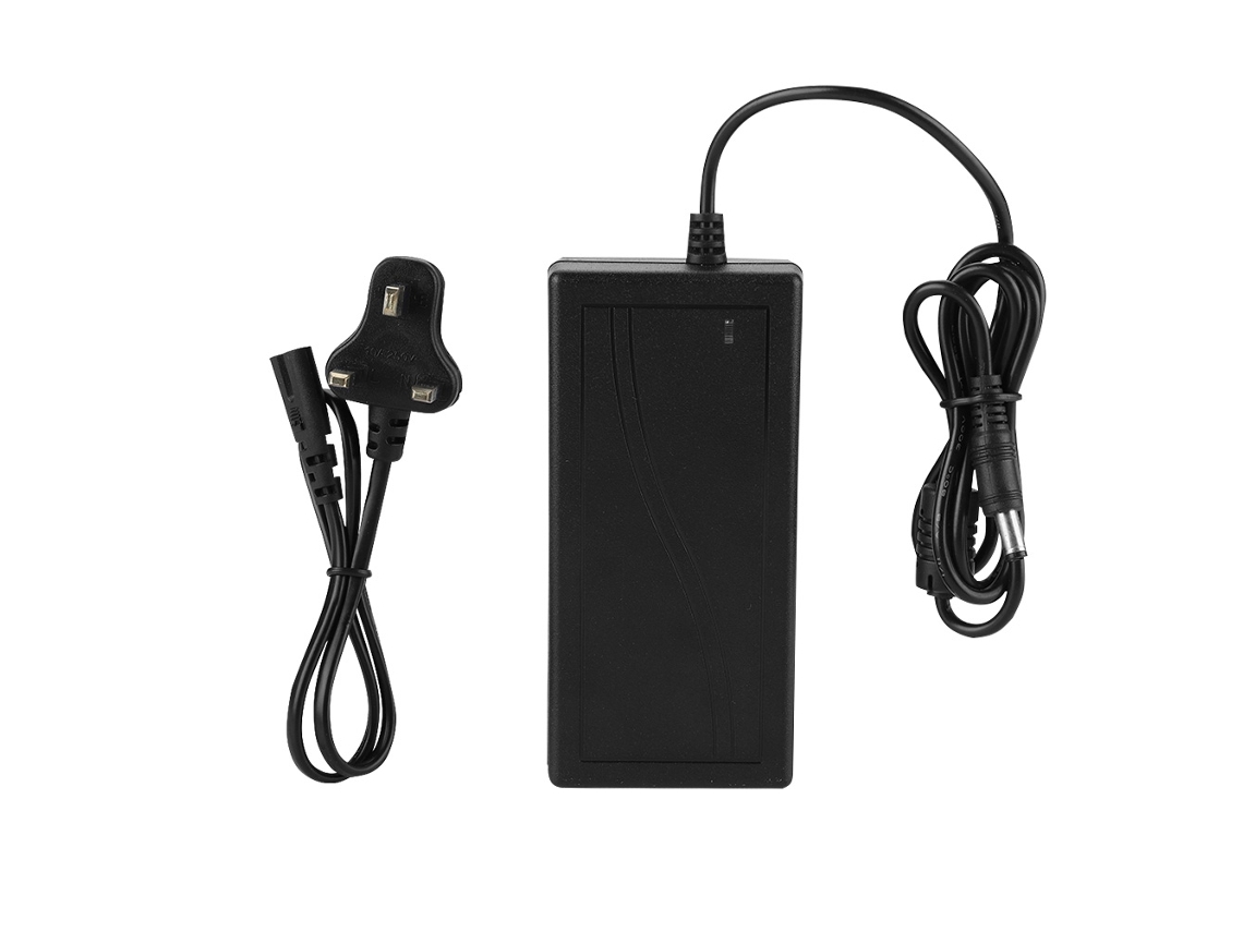 Adaptador de corriente de 12 V 6 A con carga rápida e indicador