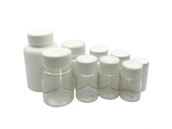 10 botellas de plástico reutilizables con capacidades de 15 ml / 20 ml / 30 ml / 50 ml / 100 ml.