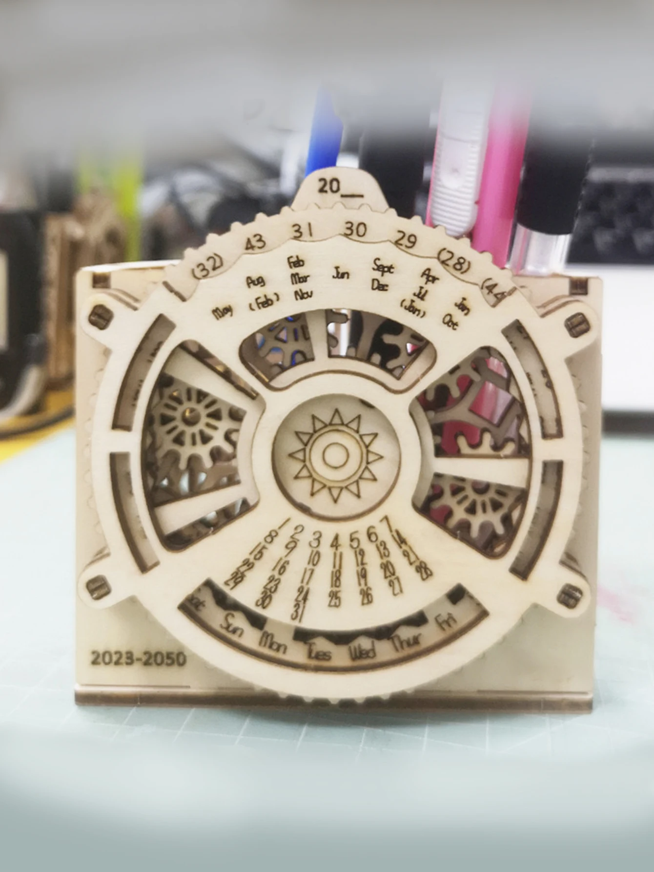 Rompecabezas De Madera 3d, Portalápices Con Calendario Perpetuo, Kit De Modelo De Montaje Mecánico
