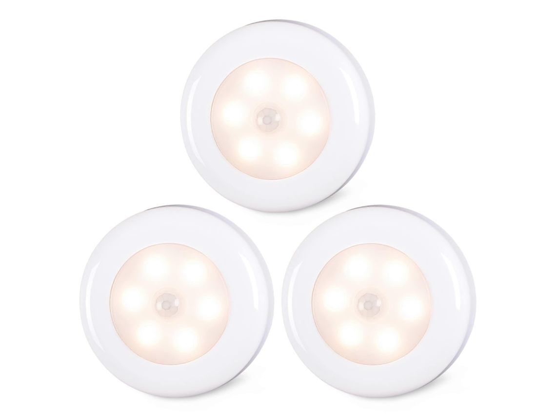 Lámpara LED inalámbrica con sensor de movimiento para interiores Rebe, con batería y alto índice de reproducción cromática (CRI), ideal para armarios, alacenas y roperos. Fácil instalación.