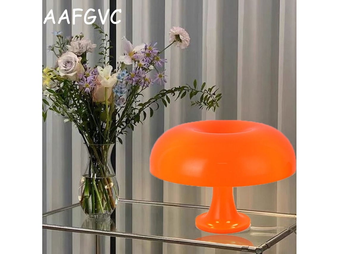 Lámpara de mesa LED medieval vintage, diseño moderno de mediados de siglo, que irradia un ambiente acogedor desde la cabeza hacia afuera, brillo ajustable.