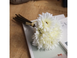 Ramo De Margaritas Y Gerberas Artificiales De Seda Para Decoración Del Hogar Y Bodas.