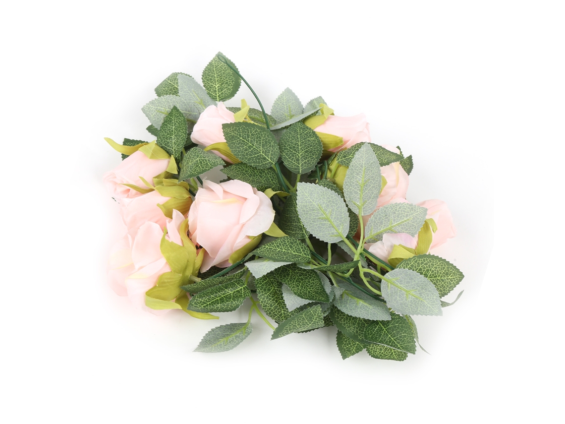 Decoración De Habitaciones Con Rosas Rosadas Y Tonos Pastel Para Un Ambiente Romántico En Interiores Y Exteriores.