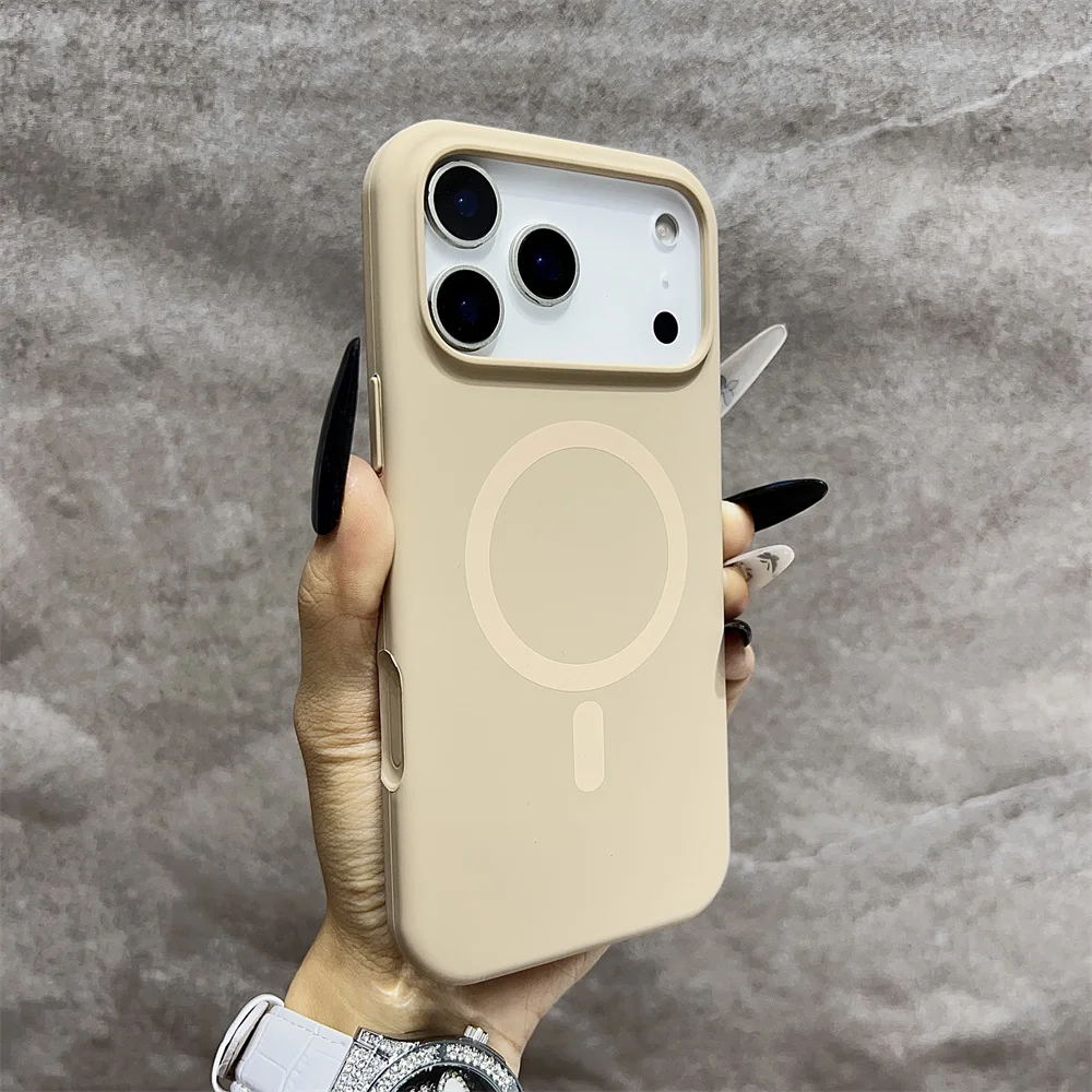 (iphone 15 Pro Max, Dorado) Funda Protectora Magnética Magsafe Para Iphone, Fabricada En Silicona.
