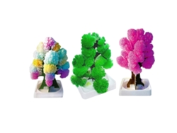 Árbol de Navidad de papel crece mágicamente, abre un copo de nieve