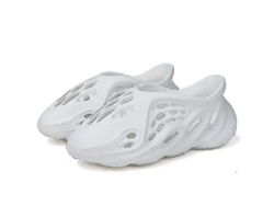 Pantuflas Modernas Y Cómodas De Espuma Para Niños Y Adultos: Ligeras, De Secado Rápido Y Antideslizantes Para Disfrutar Al Aire Libre.