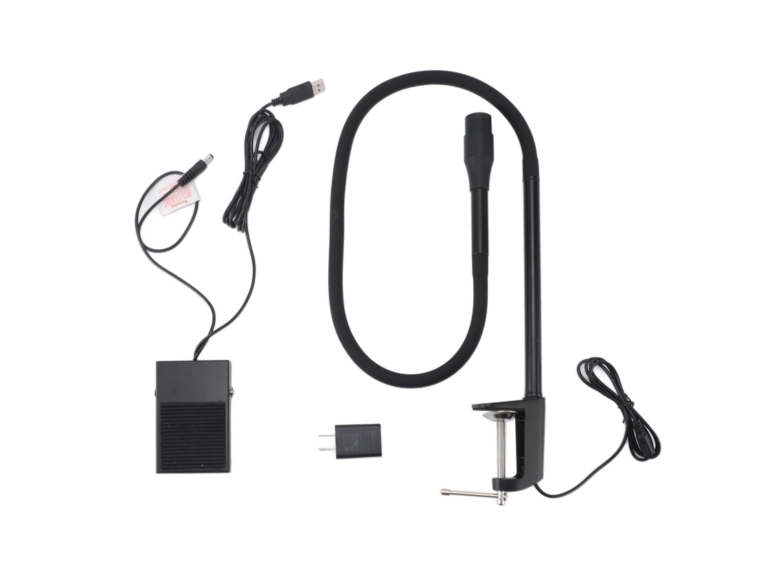 Lámpara LED UV 2026 para extensiones de pestañas con cuello de cisne, tamaño ajustable, abrazadera y pedal para curado de gel.