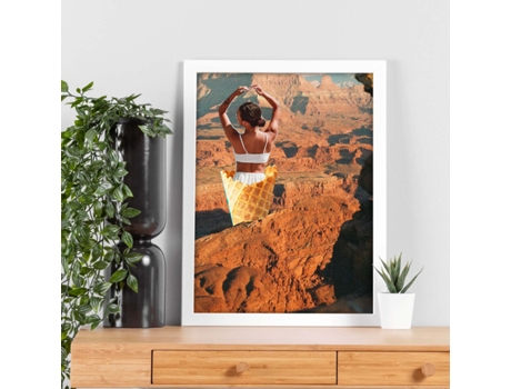 Póster NACNIC con Ilustración de Cono Estilo Collage