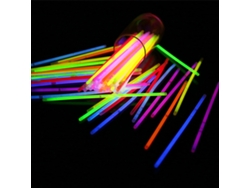 100 barritas luminosas desechables para niños
