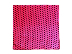 Pañuelo fucsia con lunares negros de 50x50 cm
